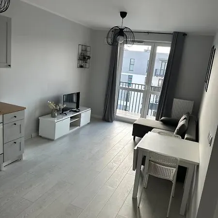 New 1 Bed Apartment With Balcony, Local Amenities Warszawa Eksteriør bilde